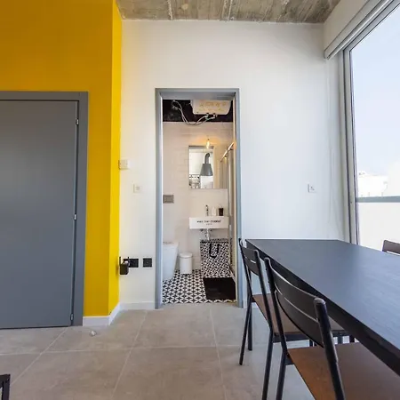 Le Roy 1-bedroom - Close To Promenade