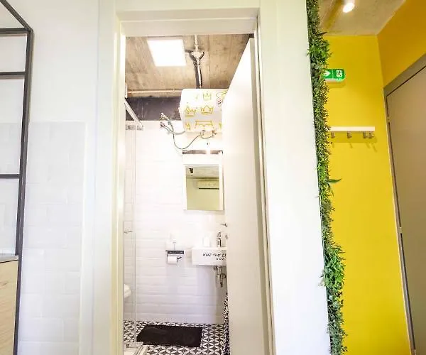 Le Roy 1-bedroom - Close To Promenade Διαμέρισμα *