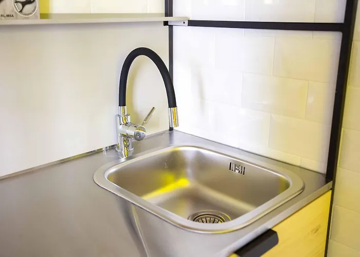 Le Roy 1-bedroom - Close To Promenade