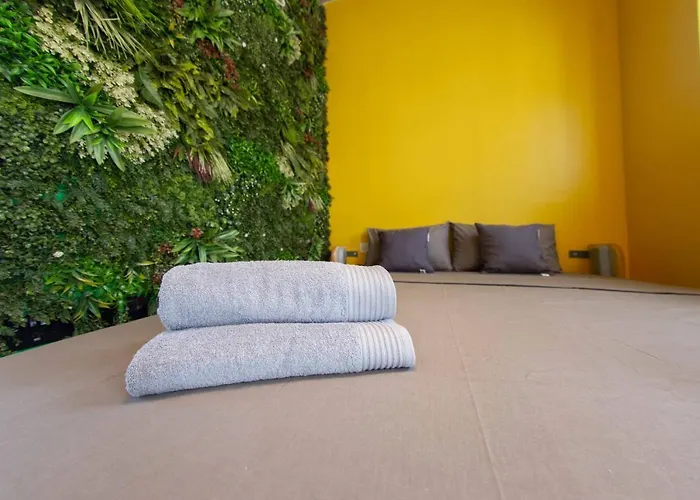 Le Roy 1-bedroom - Close To Promenade Διαμέρισμα